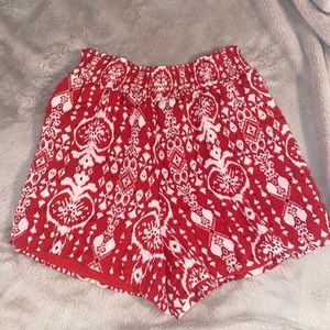 NWT elastic waist boho shorts